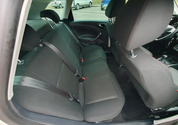 Seat Ibiza cena 28400 przebieg: 173000, rok produkcji 2014 z Pleszew małe 781